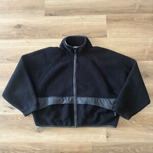 Nike Cropped Sherpa Fleece Jacket Full Zip Black Women’s Medium EUC